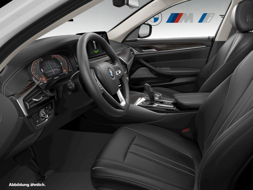 BMW 520d xDrive Touring Luxury Line AHK