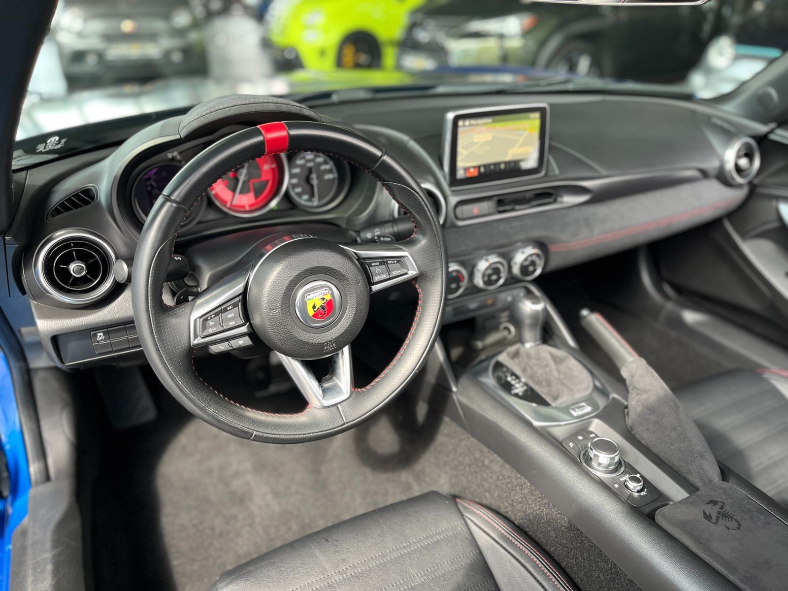 Fahrzeugabbildung Abarth 124 Spider NAVI KLIMA LED LEDER ALU BOSE