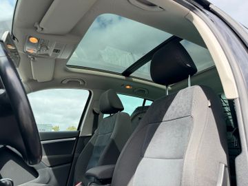 Volkswagen Tiguan - 10