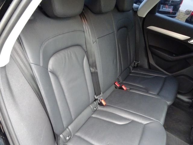 Fahrzeugabbildung Audi Q3 2.0 TDI Quattro S tronic, Leder, Navi,AHK