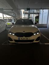 BMW 330i M Sport | Carbon | Schiebedach | blaue Naht - BMW 330 in München