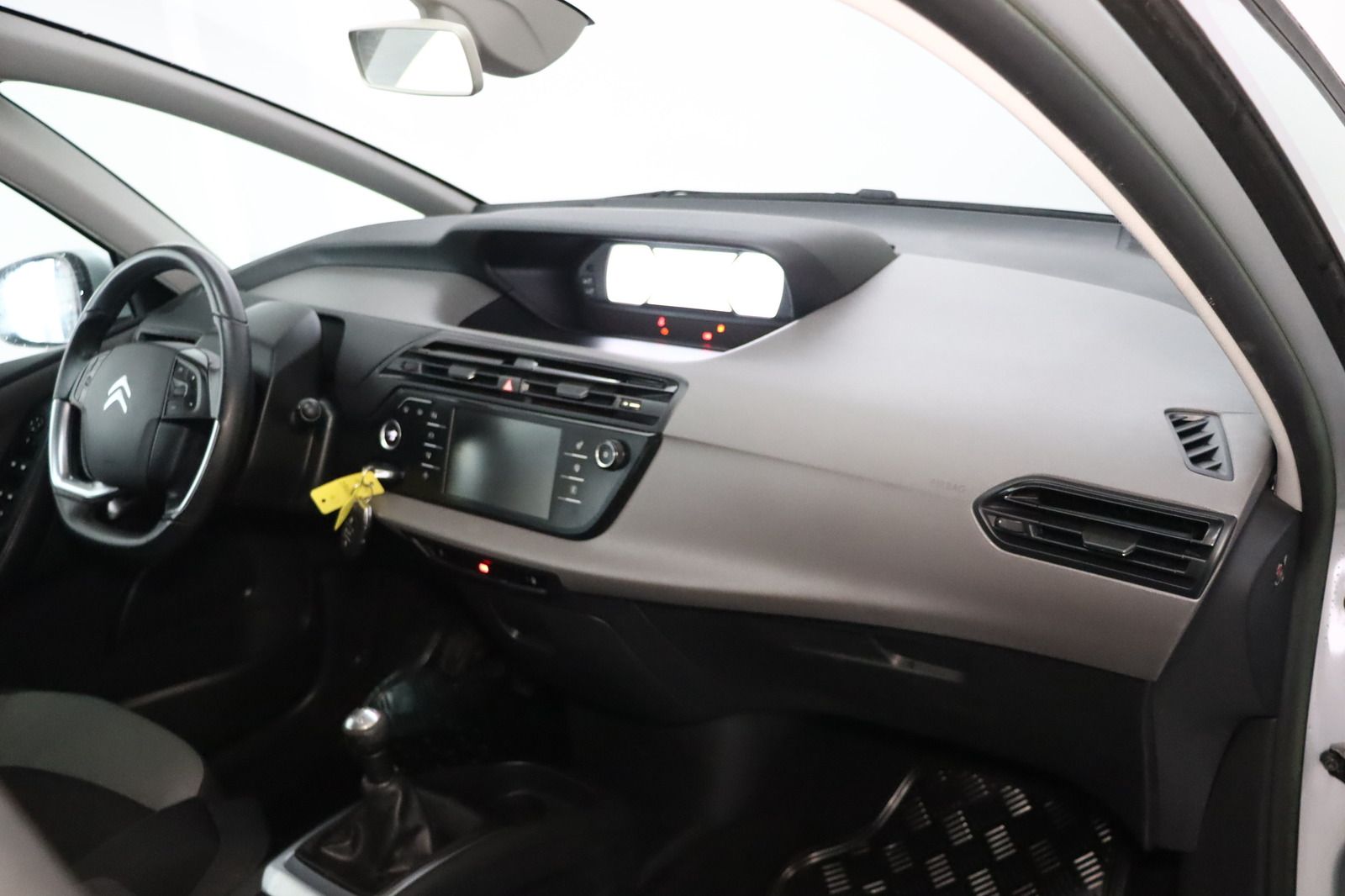 Fahrzeugabbildung Citroën Grand C4 Picasso VTi 120 * Navi * PDC * Tempomat