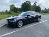 BMW 530i Sport Line/Standheizung/HUD/AHK/SHADOWN - BMW 530 Gebrauchtwagen in Frankfurt