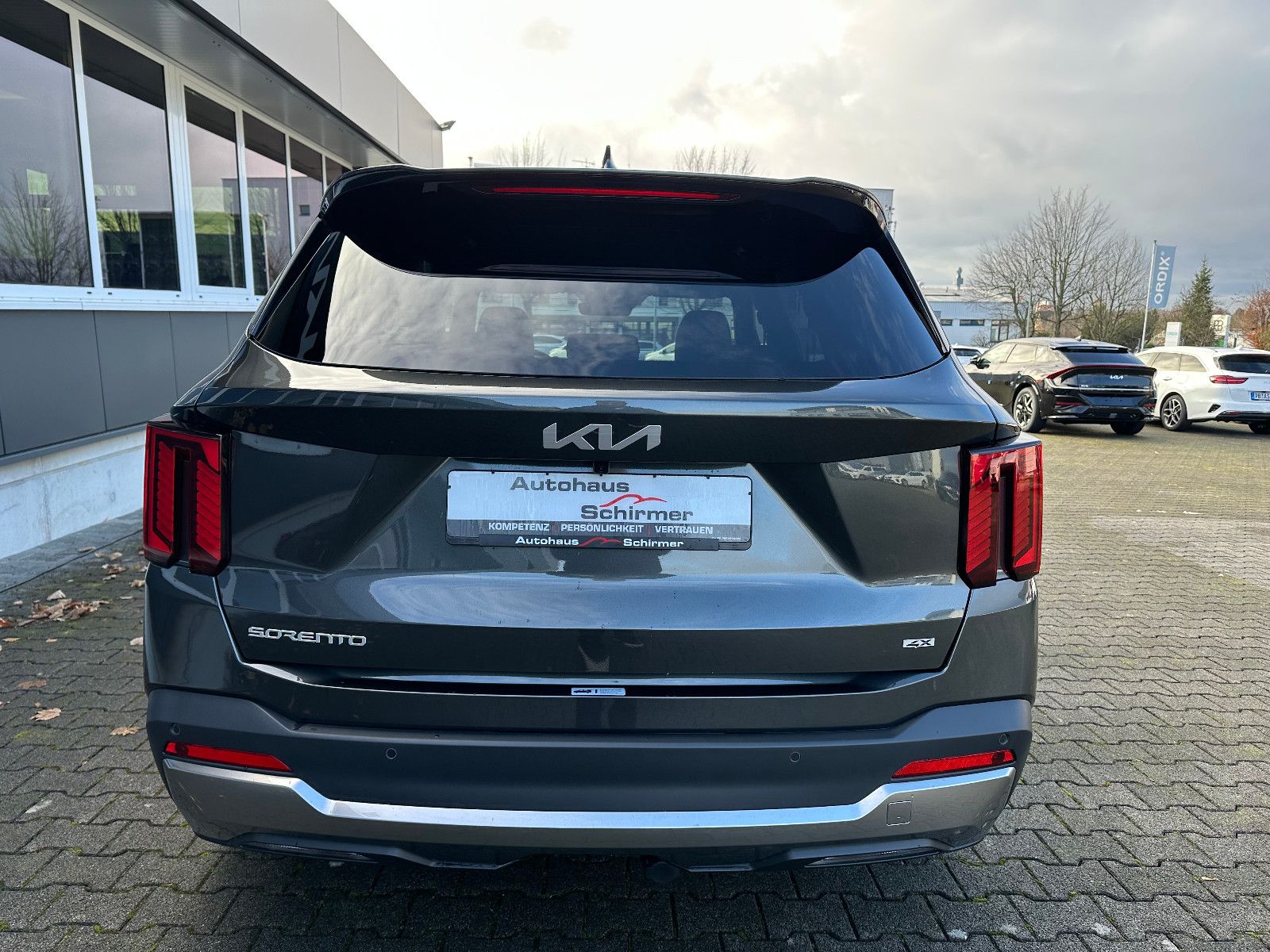 Fahrzeugabbildung Kia Sorento 2.2 CRDi AWD Platinum Nappa AHK