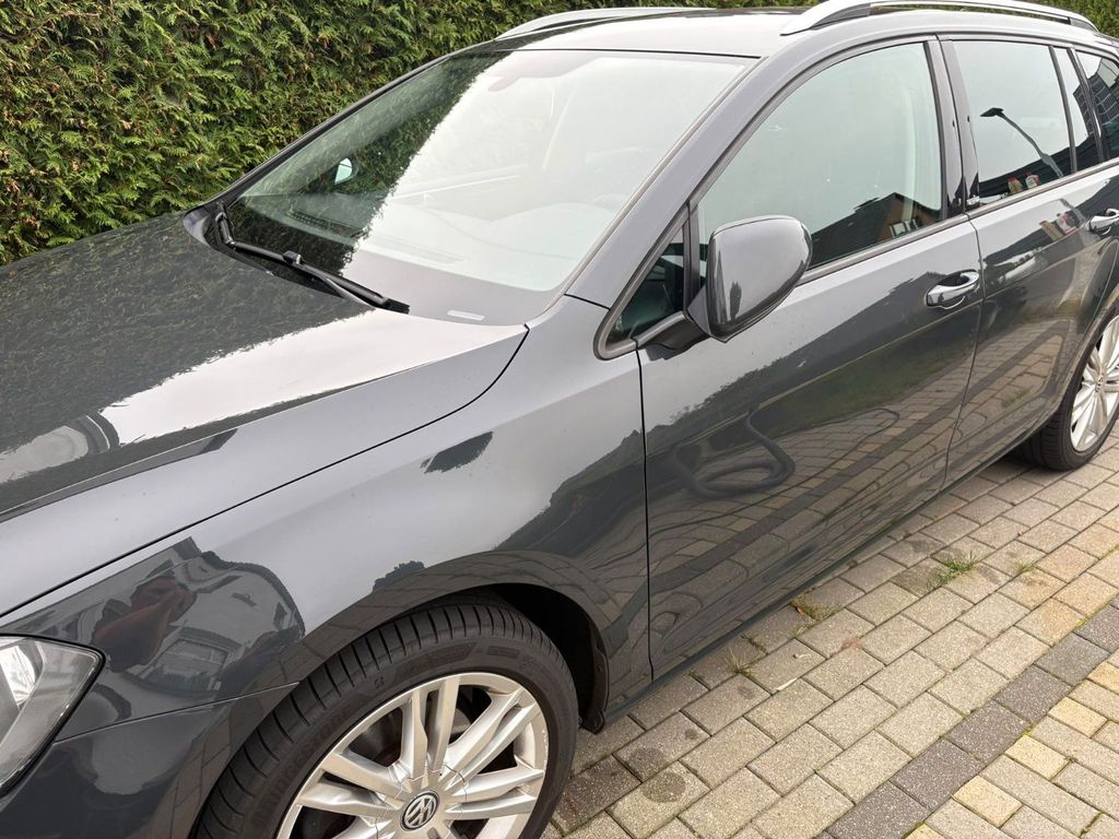 Image of Volkswagen Golf