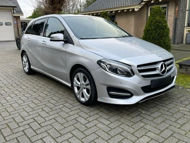 Mercedes-Benz B 180 d automatik NAVI PDC
