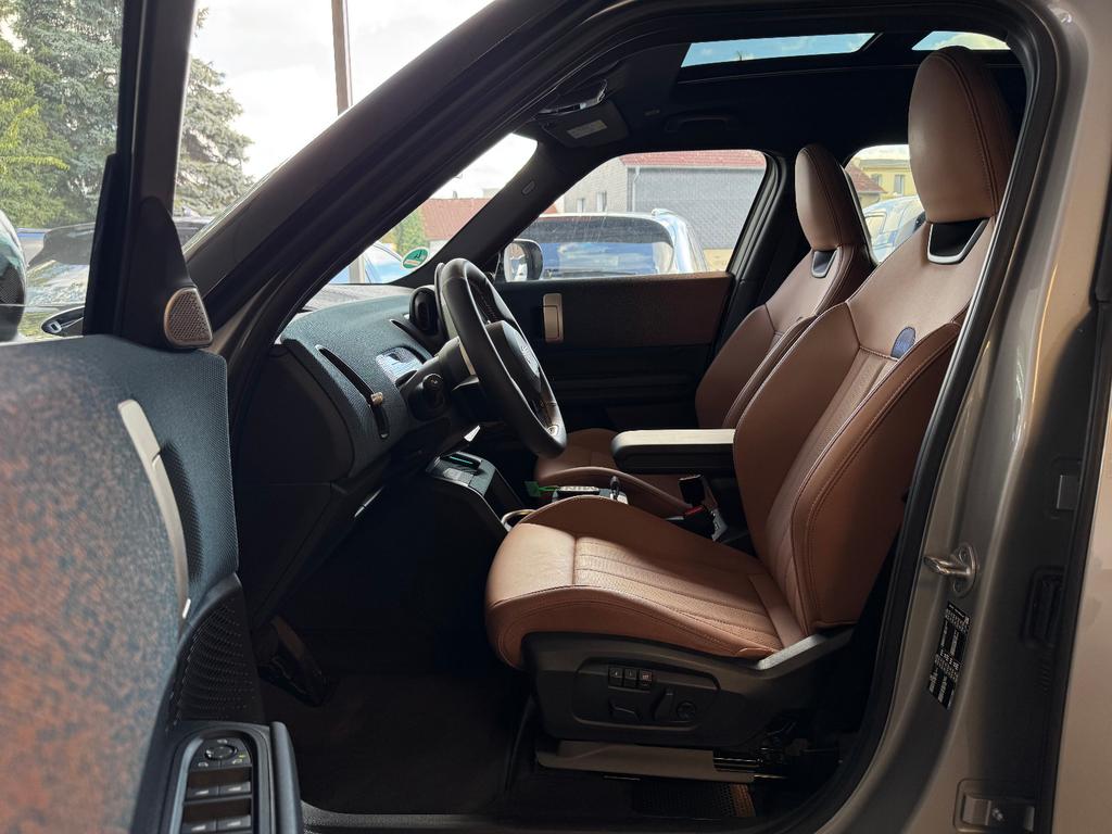 MINI Cooper C Countryman