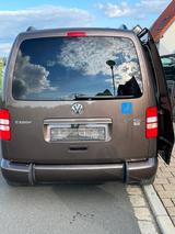 Volkswagen Caddy 2,0 TDI Behindertengercht Rollstuhlrampe - VW Caddy Maxi von privat