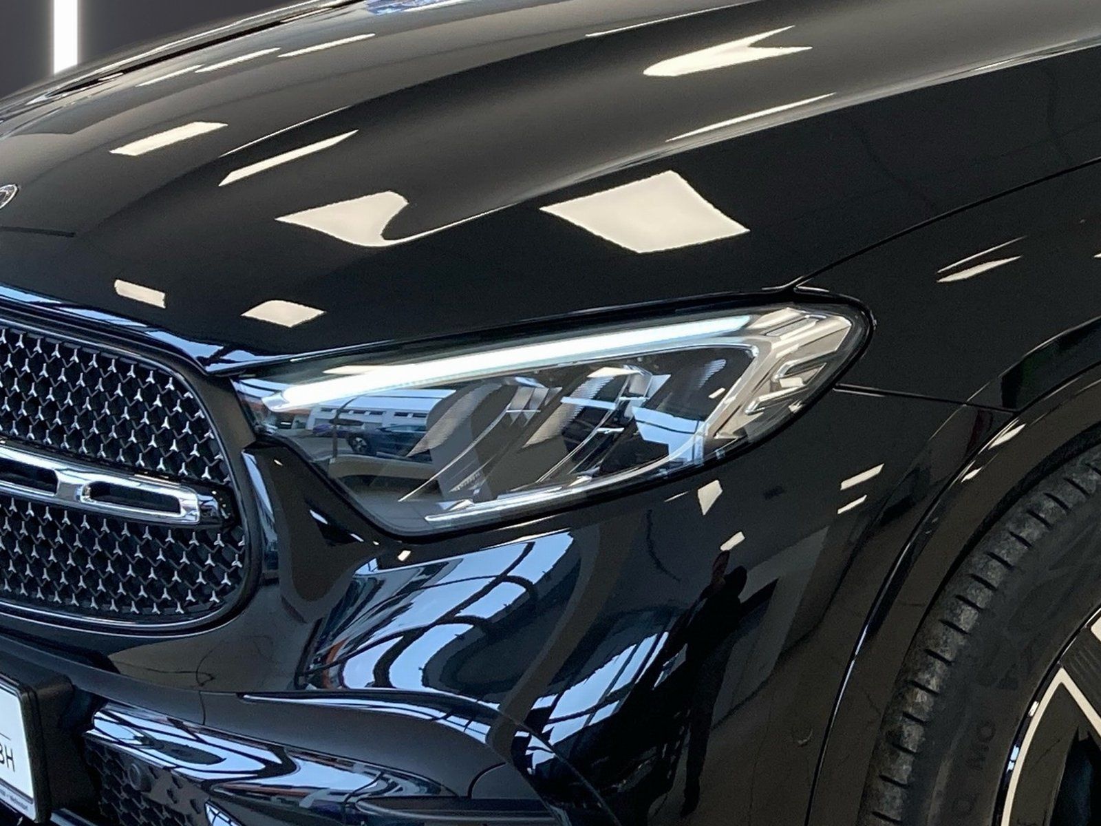 Fahrzeugabbildung Mercedes-Benz GLC 200 4M Coupe AMG*AHK*Distr*Totwink*Memo*Kam*