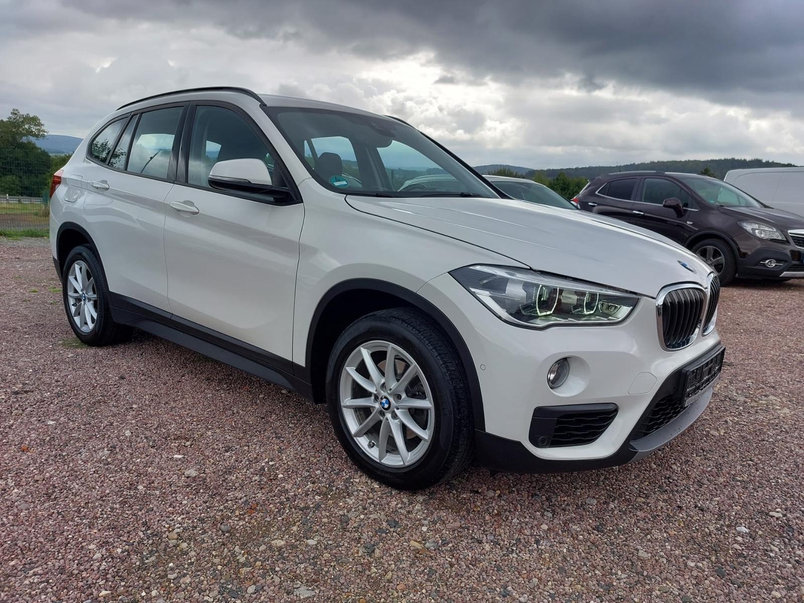BMW X1 xDrive 18 d Advantage*Automatik*Navi*