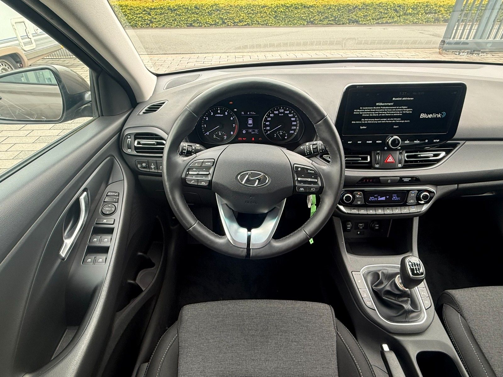 Fahrzeugabbildung Hyundai i30 Trend Mild-Hybrid,Navi,Sitzh.Kamera v+h