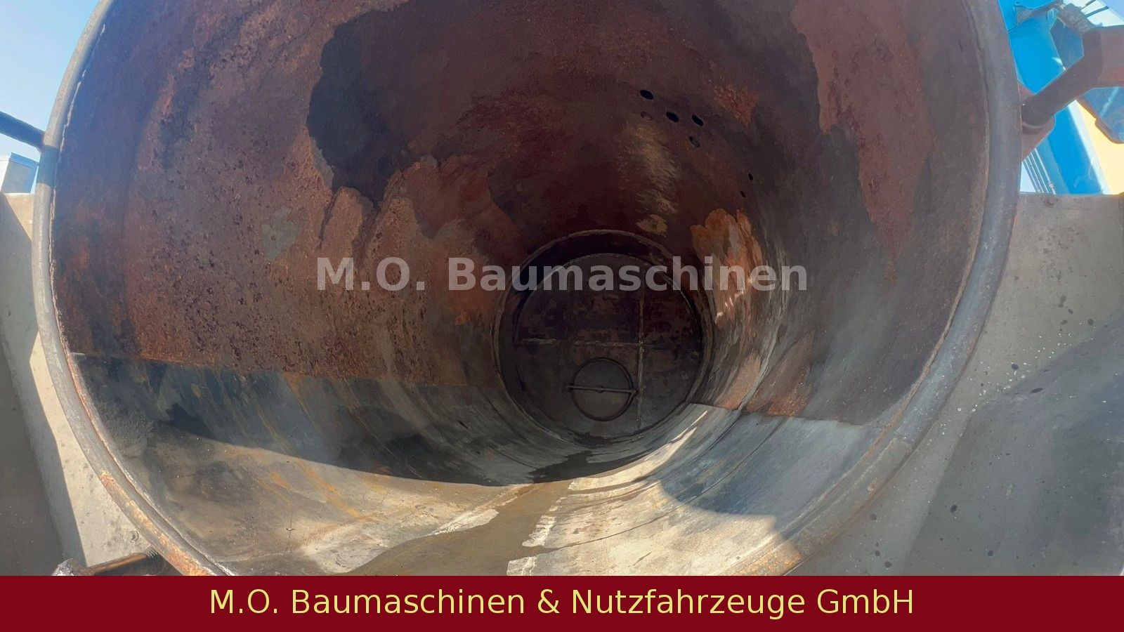 Fahrzeugabbildung MAN 27.403 Silent/6x4 Blatt Saugu.Druckwagen/Kroll