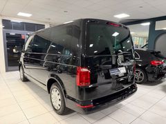 VW T6 Multivan 7 Sitze ACC Standhzg Navi AHK Tisch VW T6 Multivan 7 Sitze ACC Standhzg Navi AHK Tisch