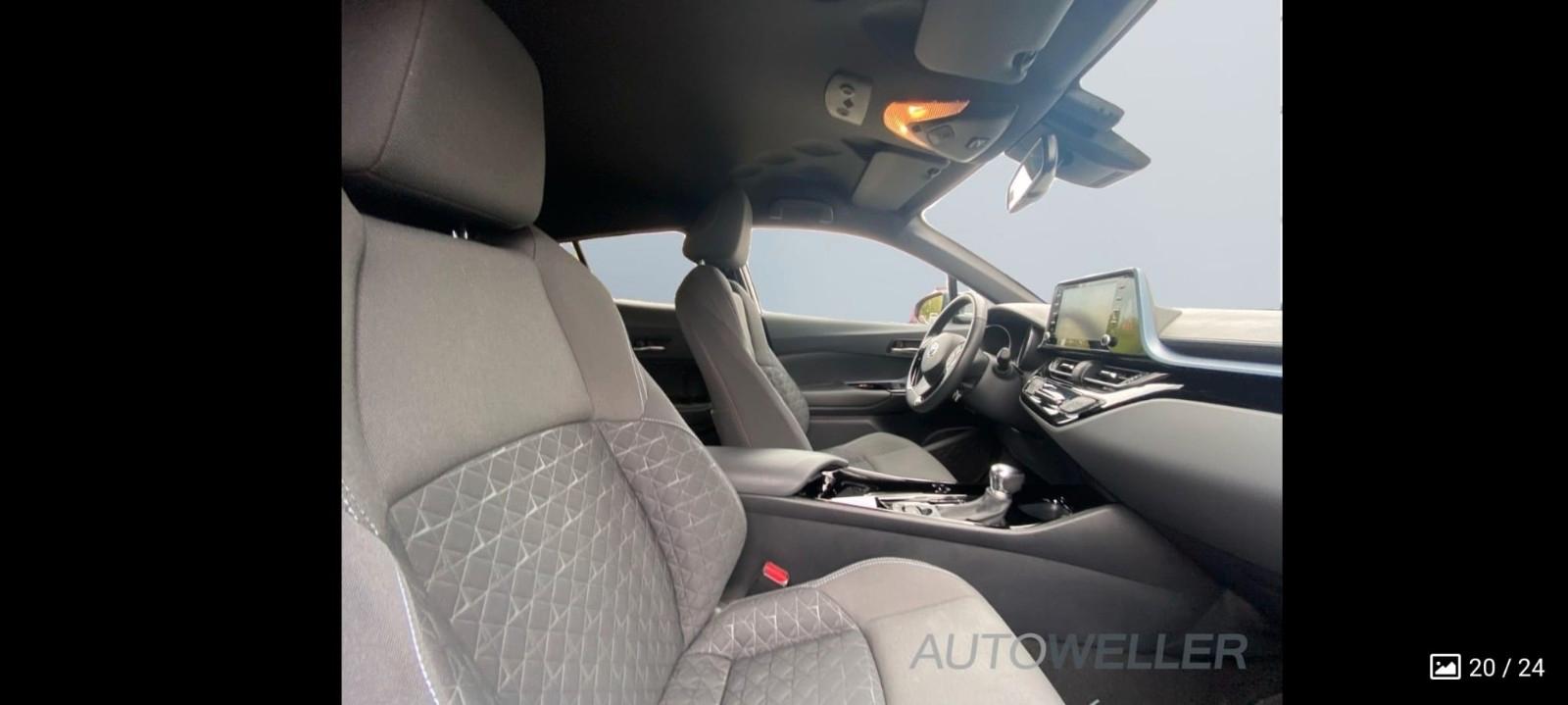 Toyota C-HR 2.0-l Hybrid Team D. *LED*CAM*SHZ*ACC*PDC