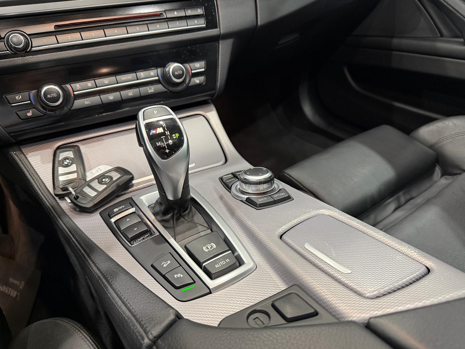 BMW M550 d xDrive 381 ch • BVA • HUD • Toit ouvrant • Cuir • Jantes 20" M