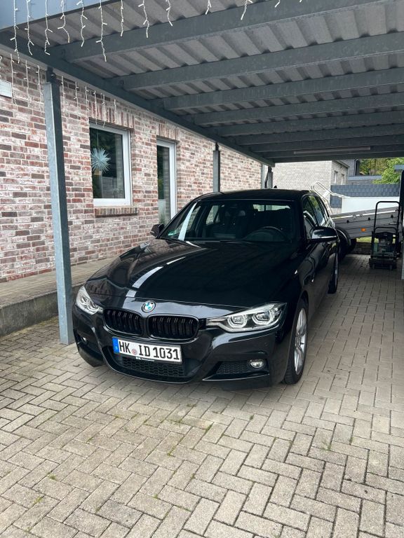 Image of BMW 320