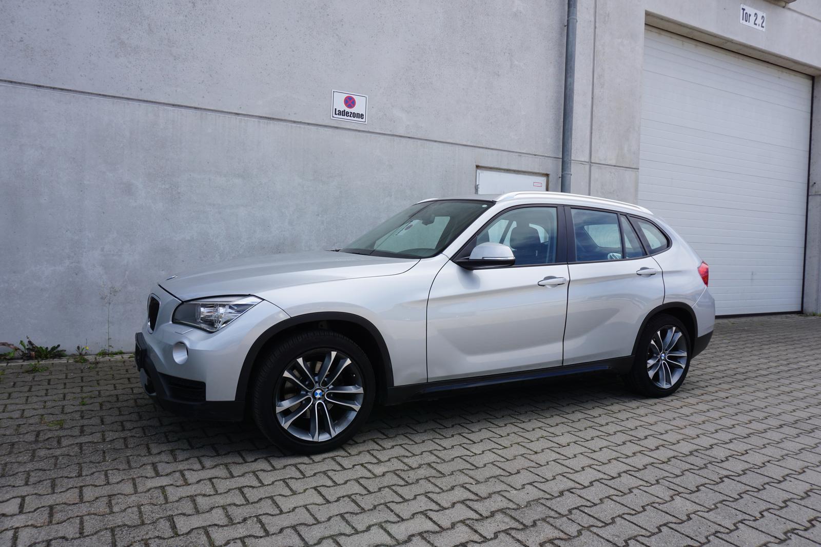 BMW X1 xDrive 28i Xenon SHZ PDC 1.Hand