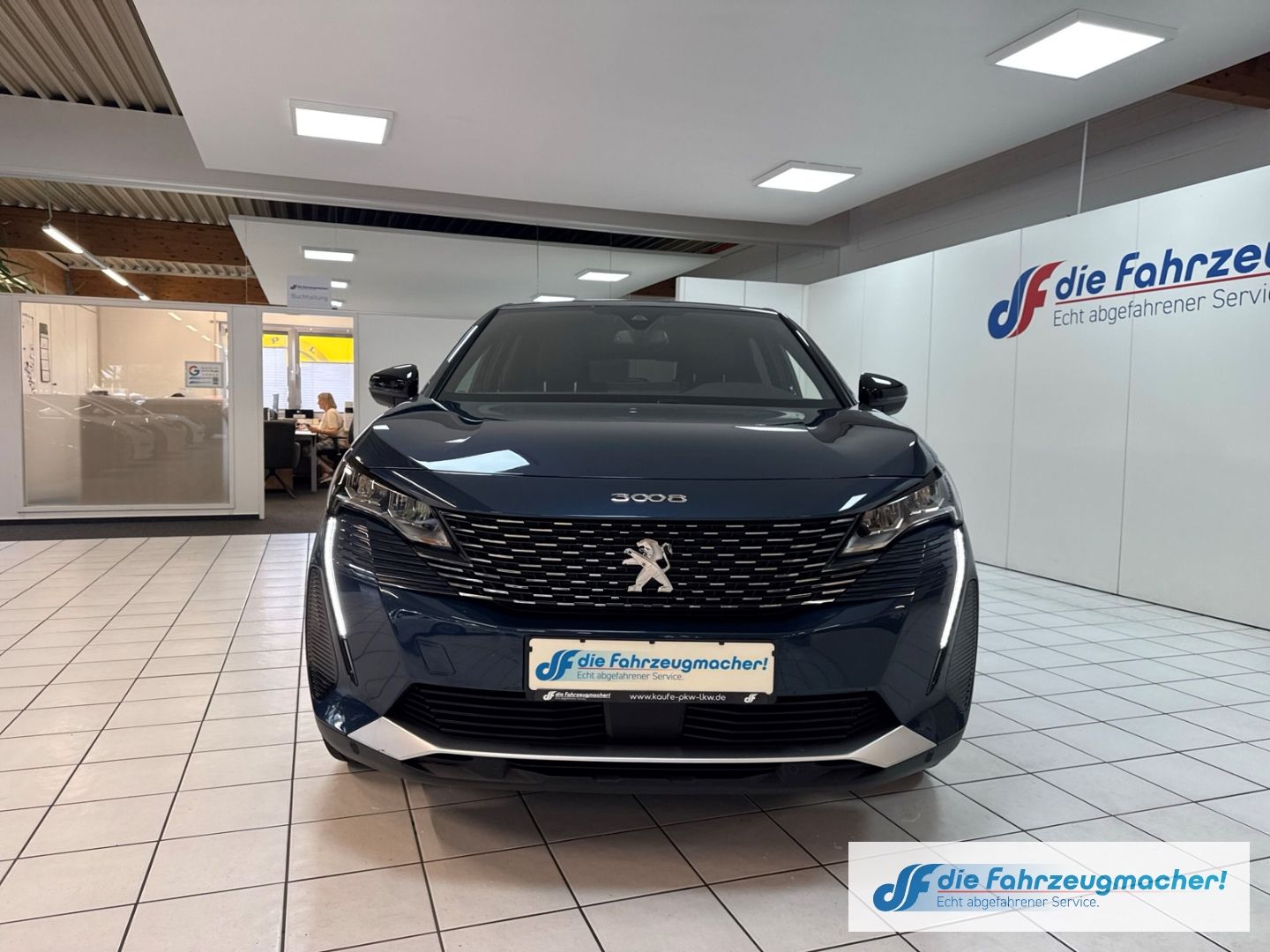 Fahrzeugabbildung Peugeot 3008 Allure Pack 1.2 PureTech 130 EU6d