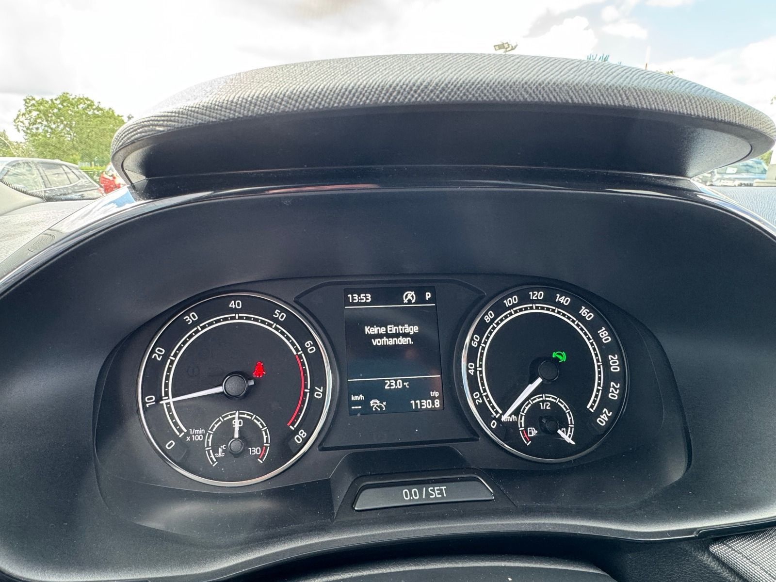 Fahrzeugabbildung SKODA Fabia Tour 110PS DSG*RFK*behLen*Allwetter