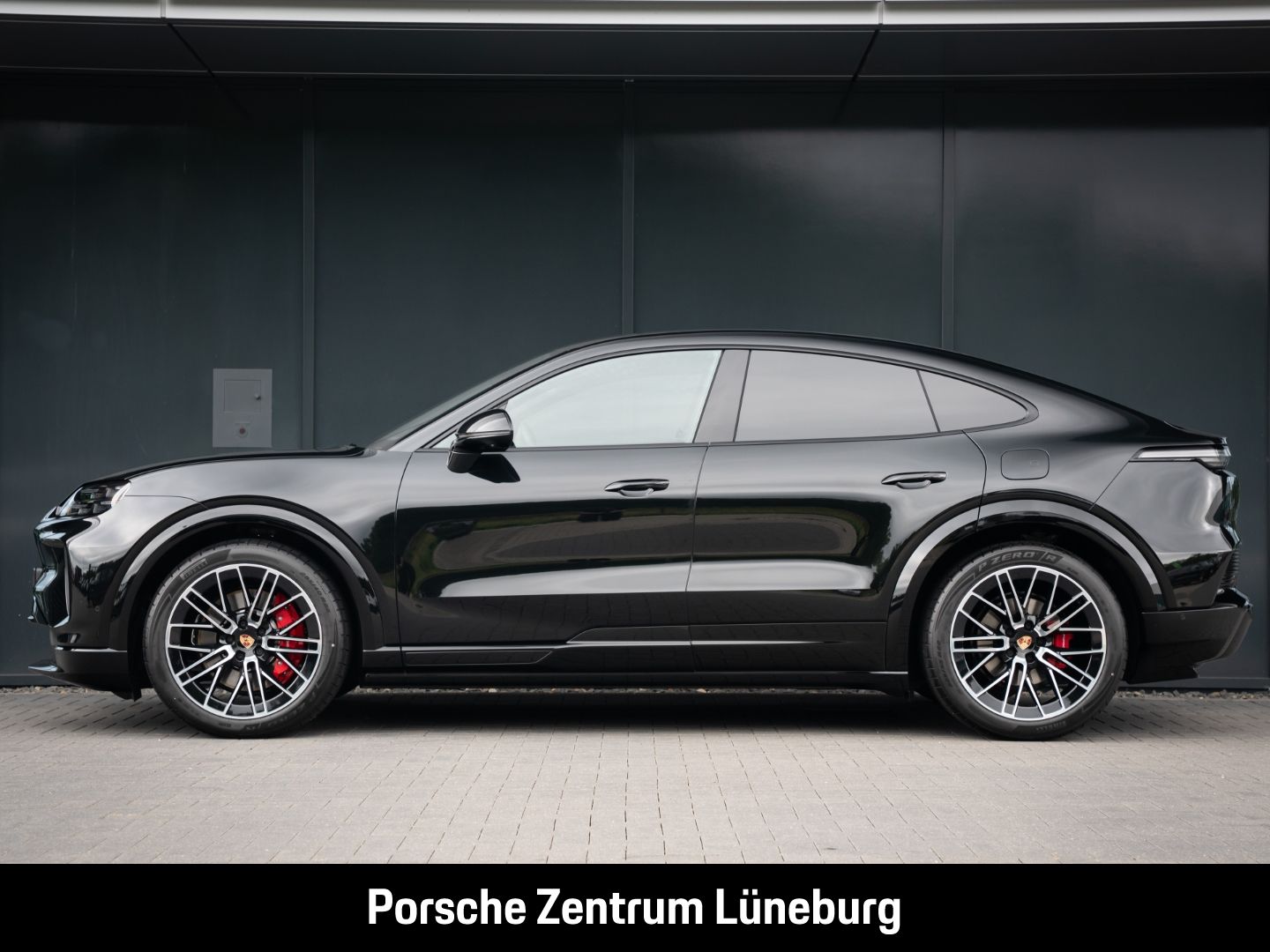 Porsche Cayenne S Coupe Electric HA-Lenkung Head-Up BOSE imagem 2
