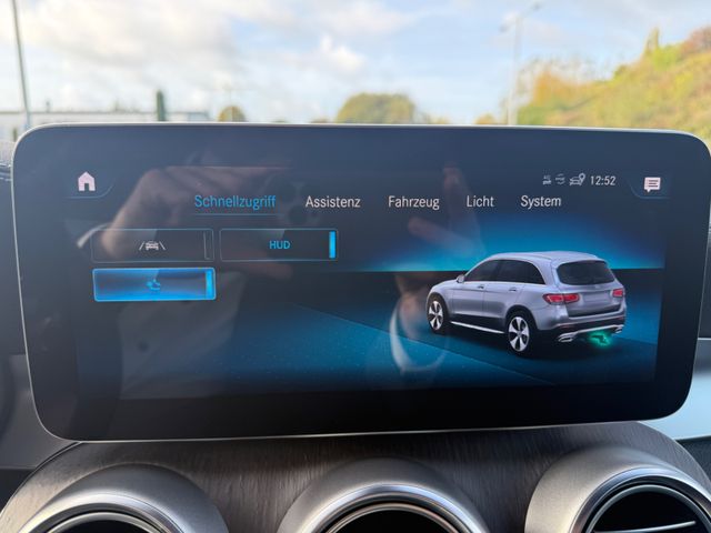 Mercedes-Benz GLC 200 4Matic AMG/LED/NAVI/AHK