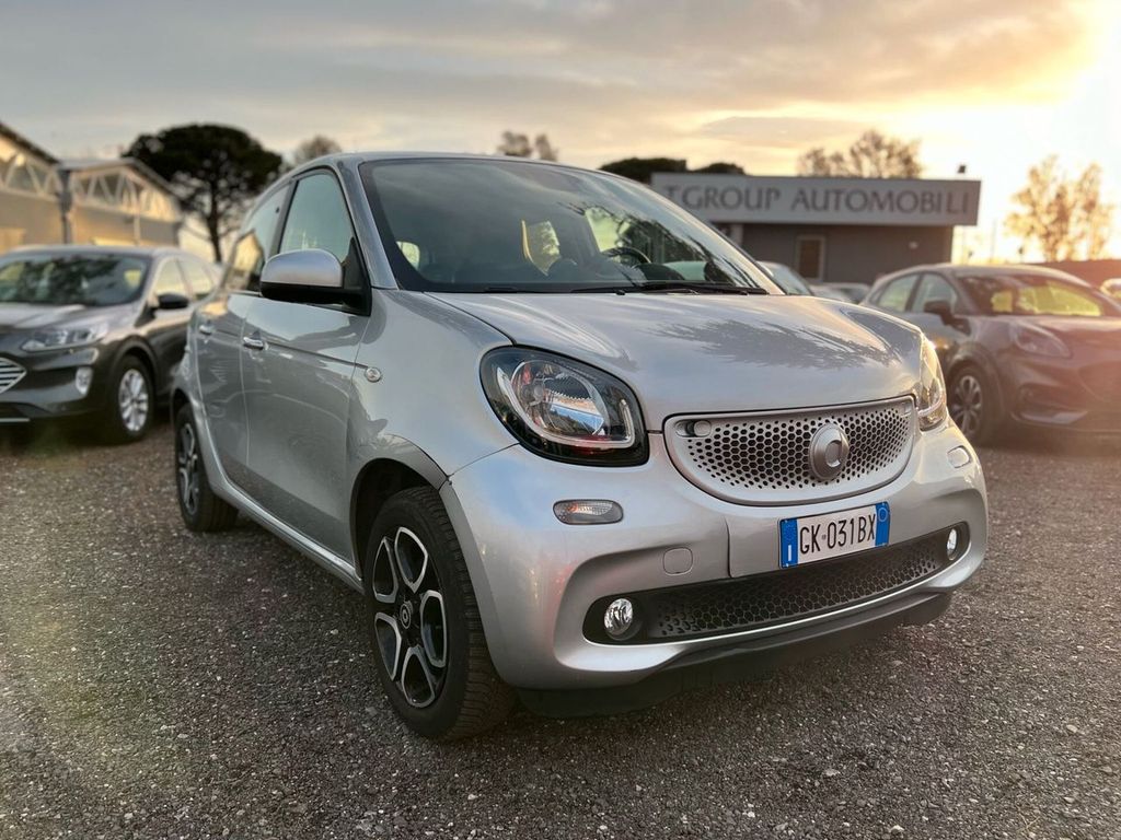 Image of Smart ForFour
