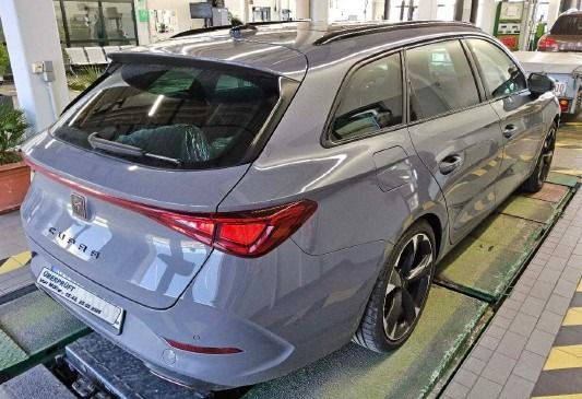 Fahrzeugabbildung CUPRA Leon Sportstourer e-Hybrid PANORAMA CARPLAY ACC