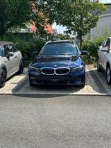 BMW 330e Sport Line Garantie|DAProf.|Pano|8-fach|AHK - BMW 330 Gebrauchtwagen in München