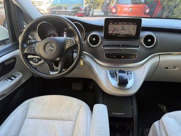 Mercedes V 250 - 3