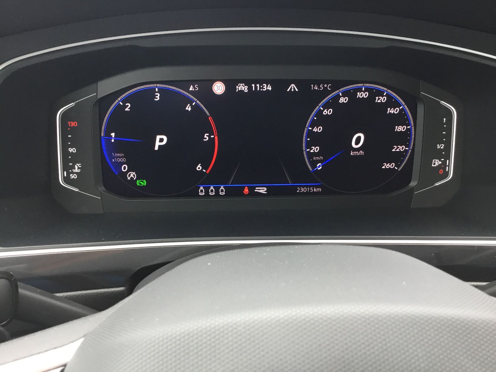 Fahrzeugabbildung Volkswagen Tiguan Allspace 2.0 TDI DSG 4M R-Line+AHK+20"