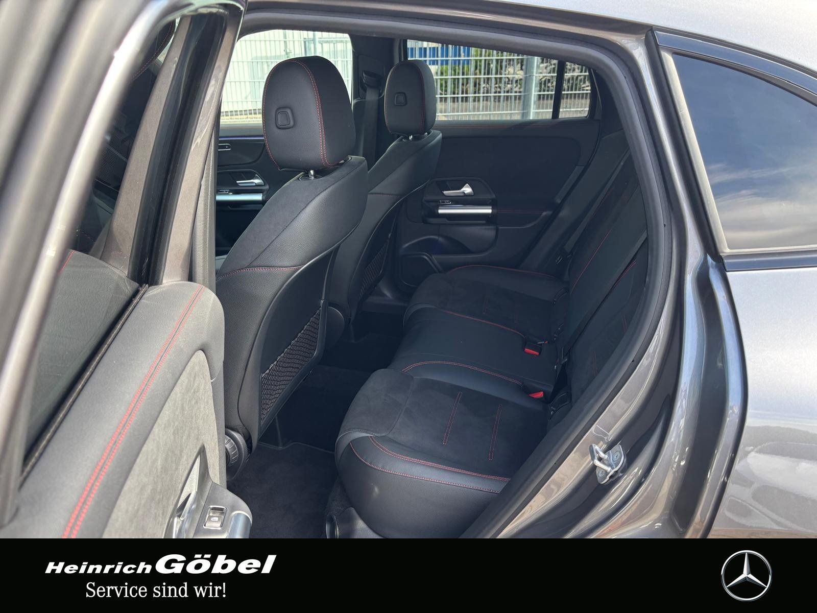 Fahrzeugabbildung Mercedes-Benz GLA 200 AMG*DISTRONIC*AHK*FAP*KEYLESS*AMBIENTEB*