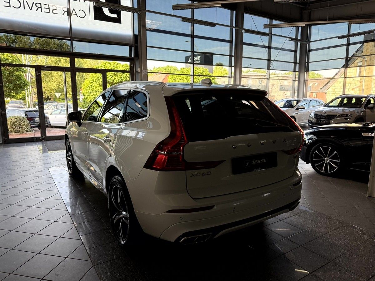 Volvo XC60 T8 AWD R-Design Pano ACC HUD AHK Standhzg foto 7