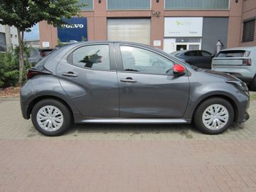 Toyota Yaris - 6