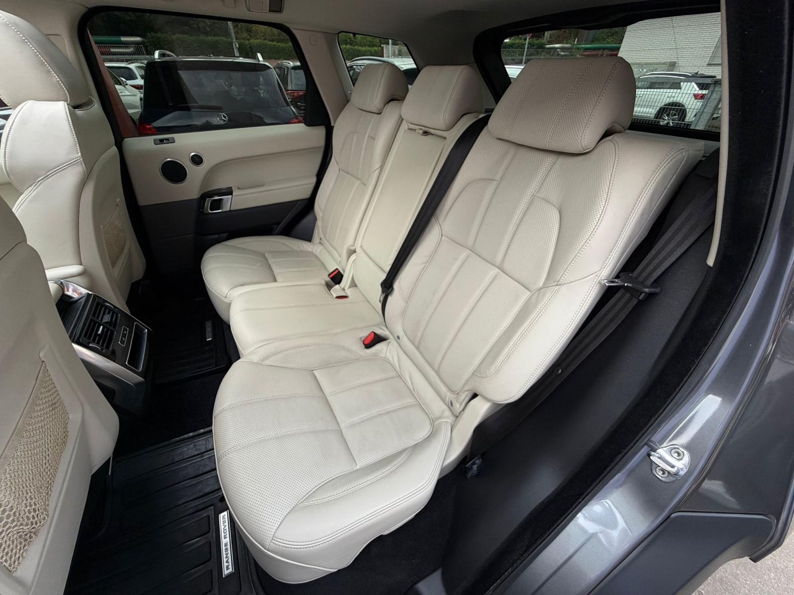 Land Rover Range Rover Sport HSE Dynamic*PANO*KEYLESS*R-KAM