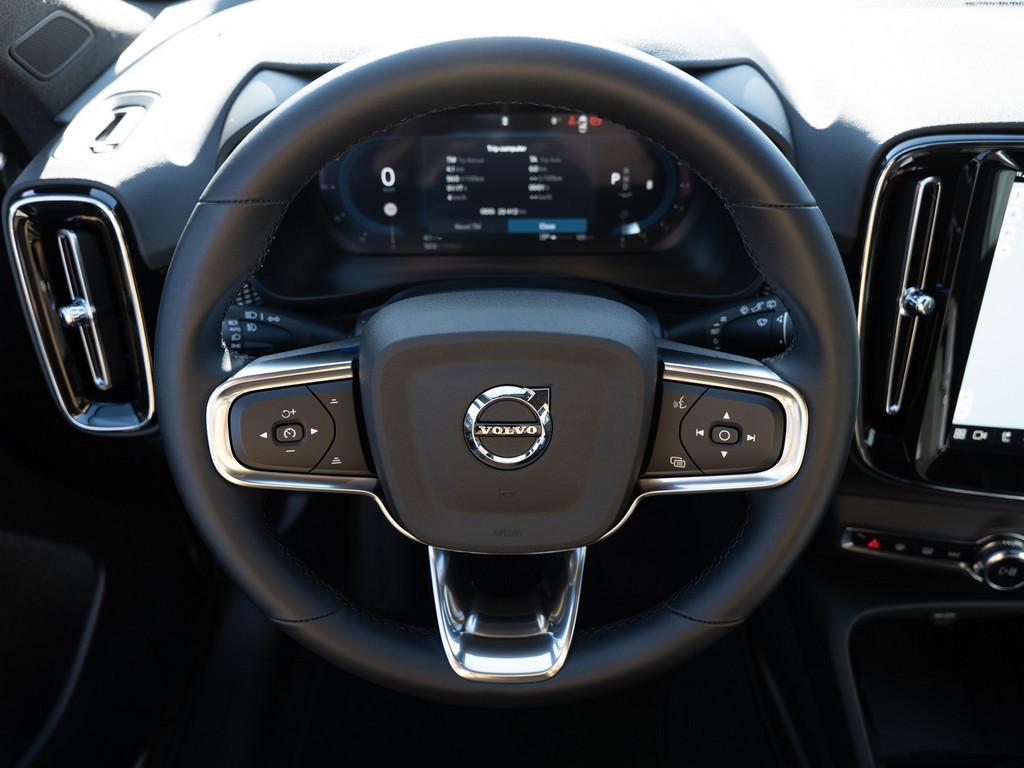 Volvo XC40 B3 Plus Dark SHZ LED NAVI MEMORY H/K 360°