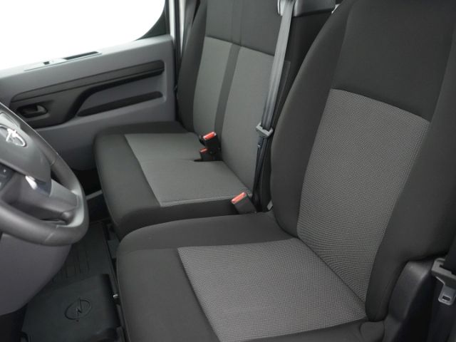 Vivaro C KOMBI M CDTI 9-SITZER+NAVI+SCHIEBETÜR+B