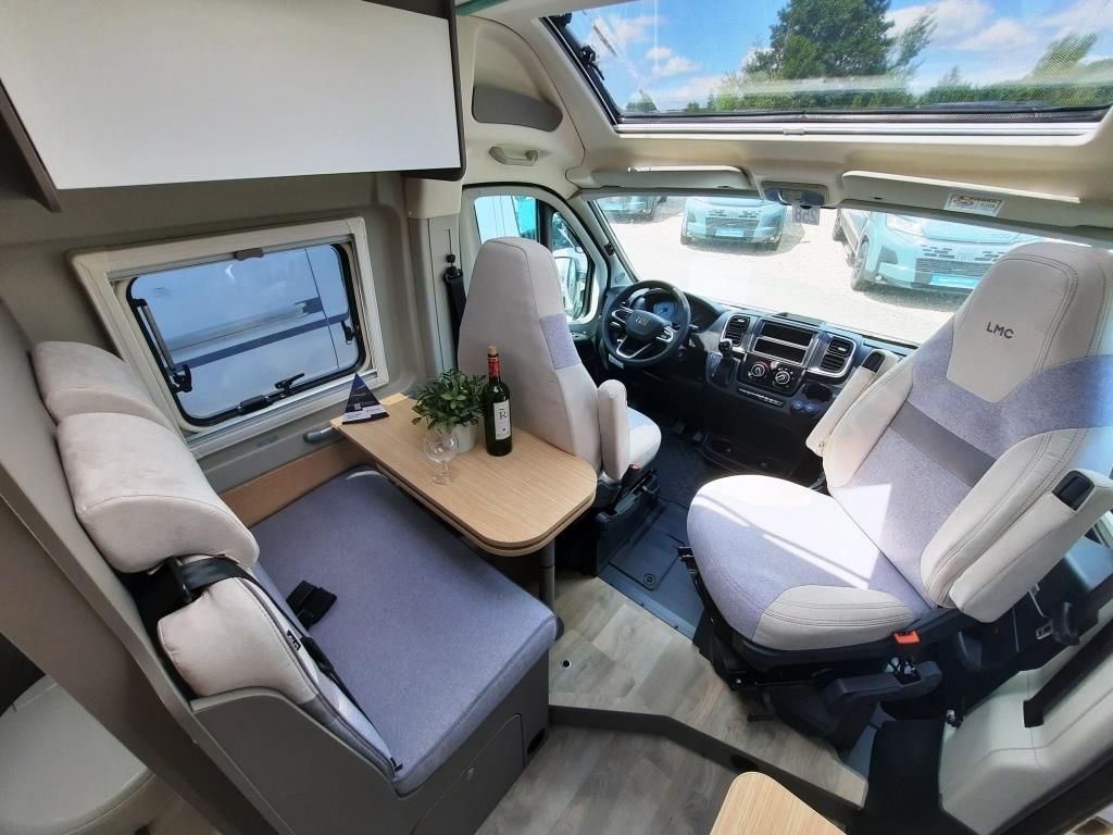 Fahrzeugabbildung LMC Innovan 540 Verfüg./Sparen Sie 16.421,- €