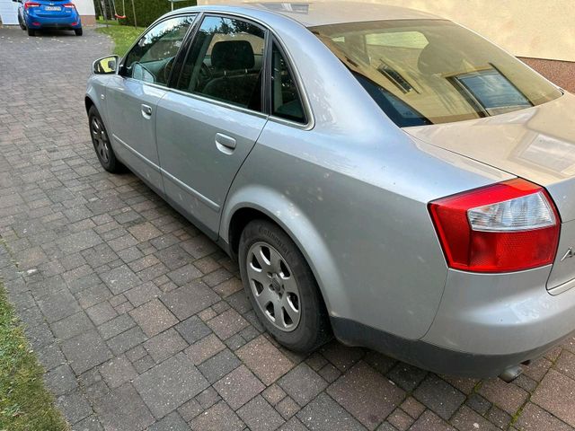 Audi A4 B6 1. Hand Rentnerfahrzeug Rentner...