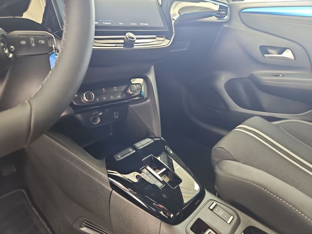 Fahrzeugabbildung Opel Corsa 1.2 Direct Injection Turbo Hybrid 48V YES