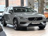 Volvo V60 Cross Country B4 AWD Plus*TPM*SHZ*RFK*DAB+*