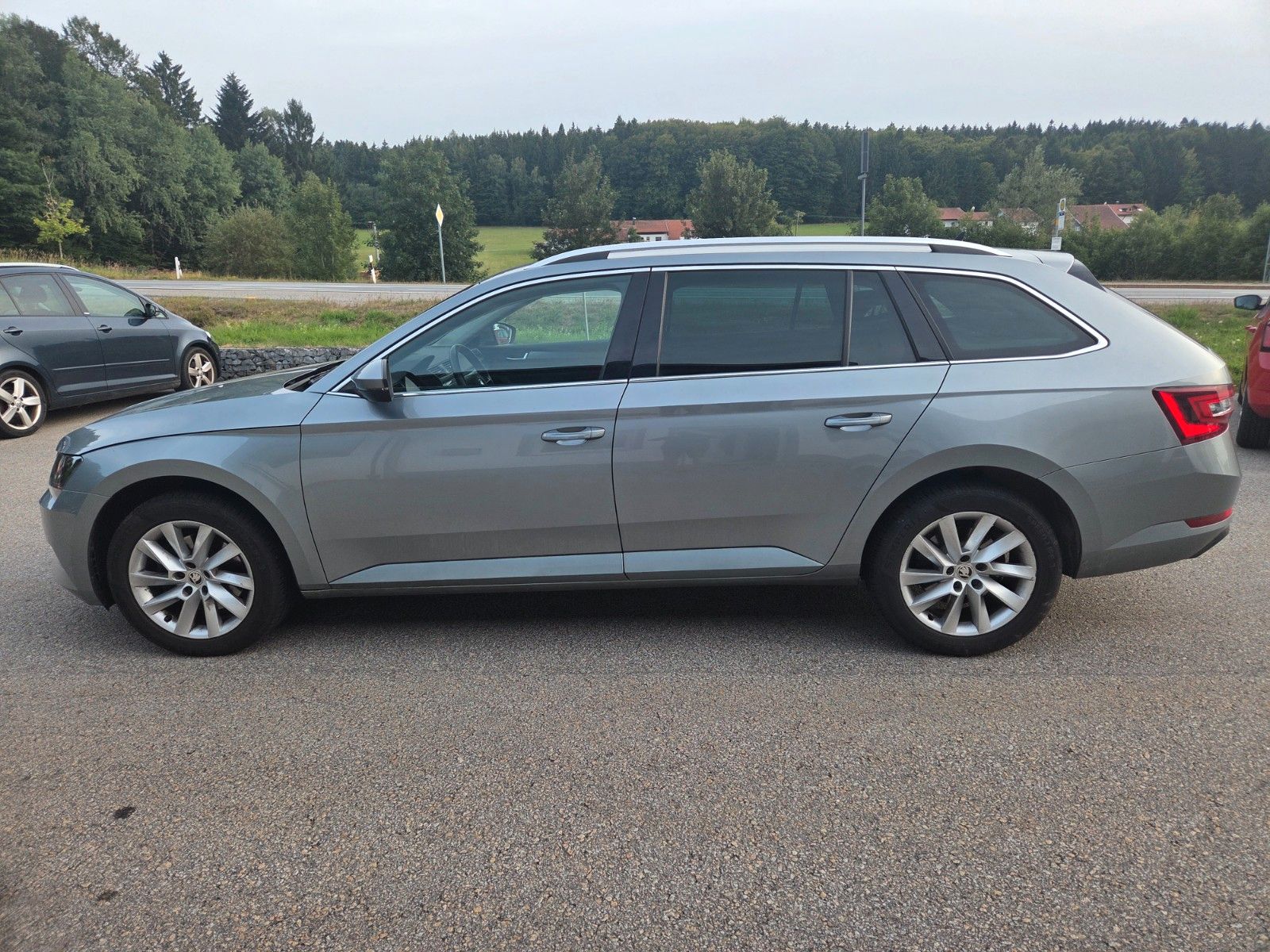 Skoda Superb - 1