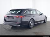 Mercedes-Benz E 220 d T AVANTGARDE/AHK/LED/KAMERA/WINTERSHZ - Mercedes-Benz E 220: T