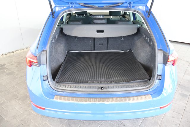 Skoda Octavia 2.0 TDI Clever CARPLAY+KAM+STDHZG+AHK