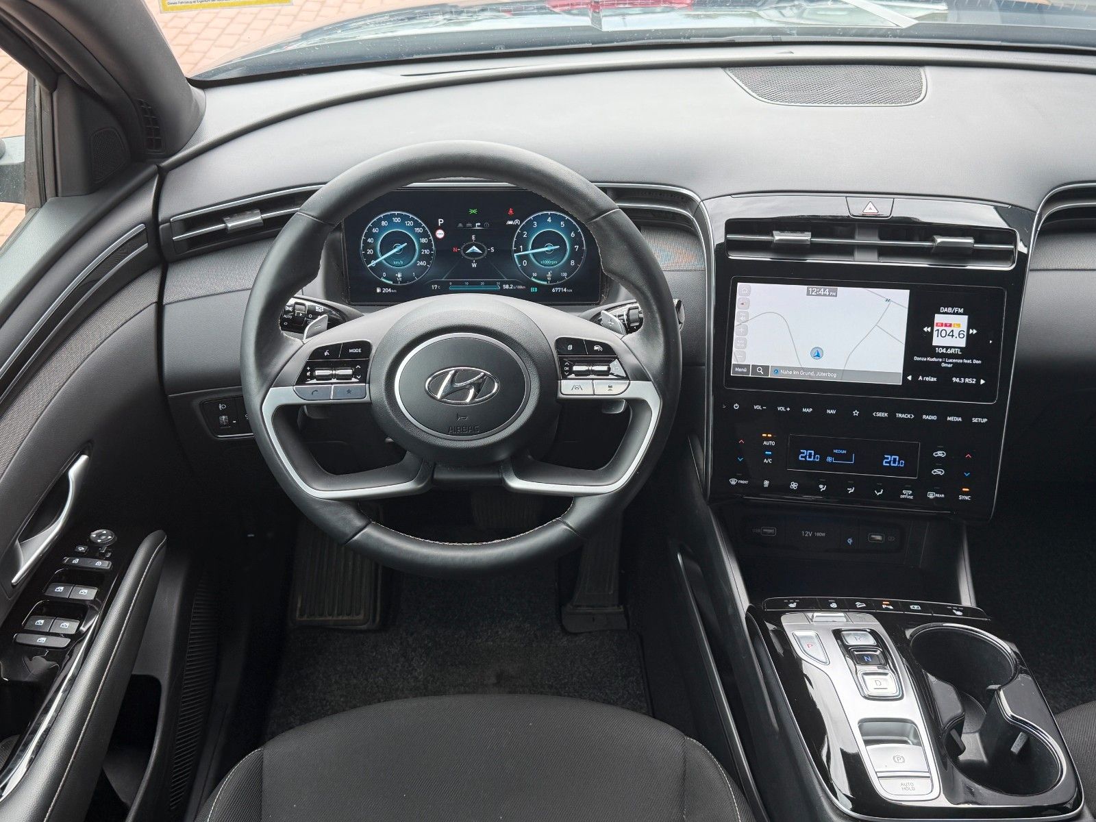 Fahrzeugabbildung Hyundai TUCSON 1.6 T-GDI 48V Blackline *8-fach*ACC*AHK*