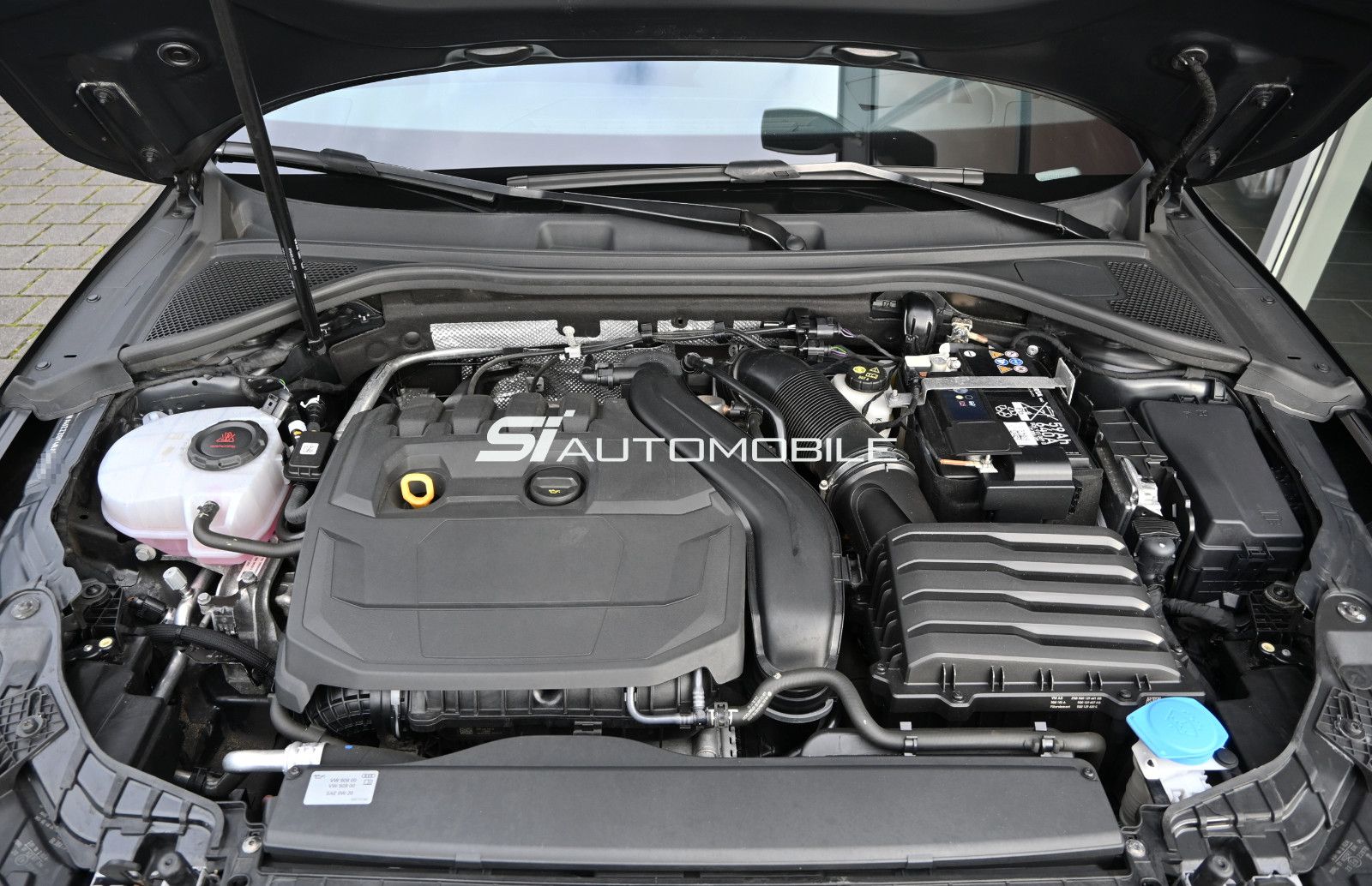 Fahrzeugabbildung Audi A3 35 TFSI S tro. Limousine °ACC°PANO°HEAD-UP°