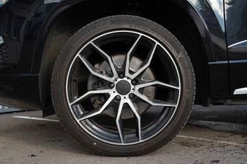 Fahrzeugabbildung SEAT ATECA 2.0 TSI FR 4DRIVE 360° LEDER 19" DSG AHK