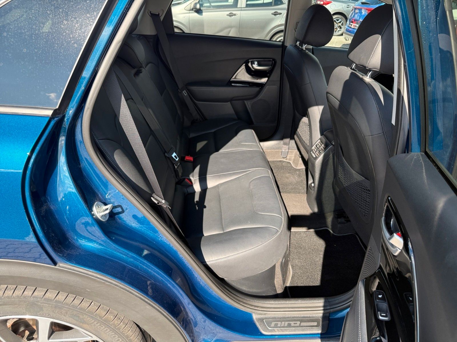 Fahrzeugabbildung Kia Niro 1.6 HEV Spirit Leder Glasdach