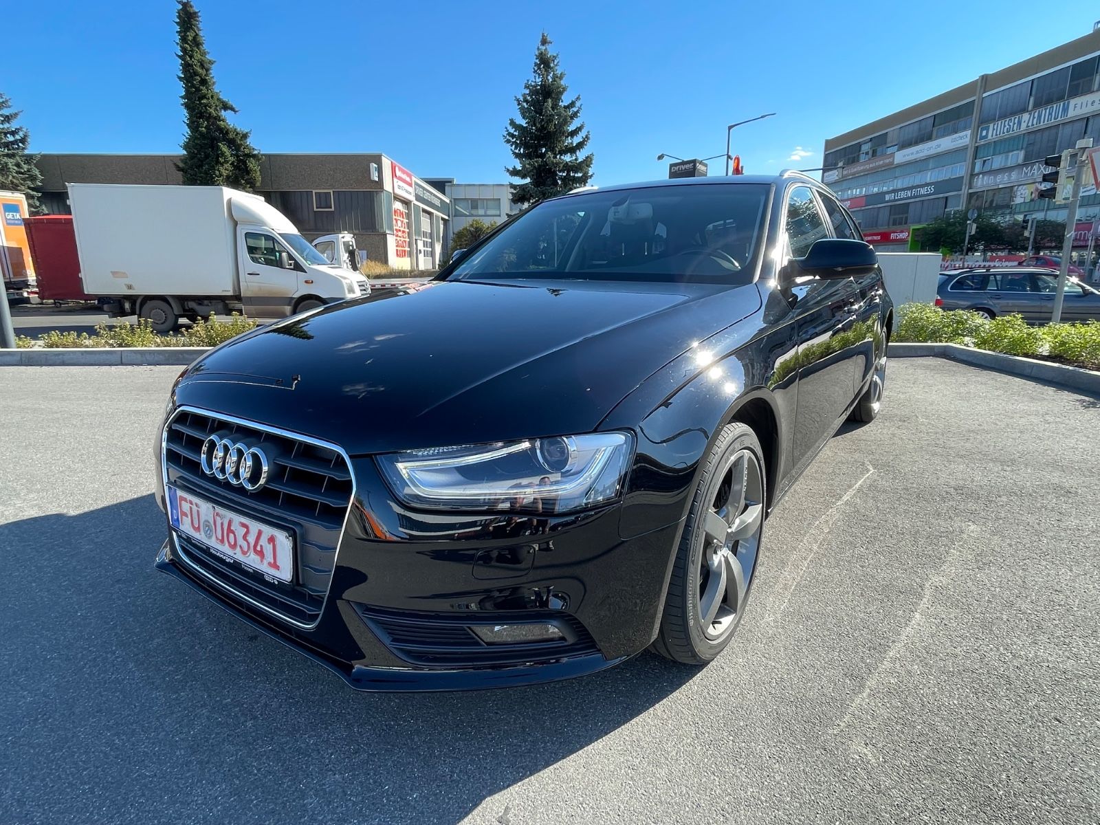 Audi A4 - 1