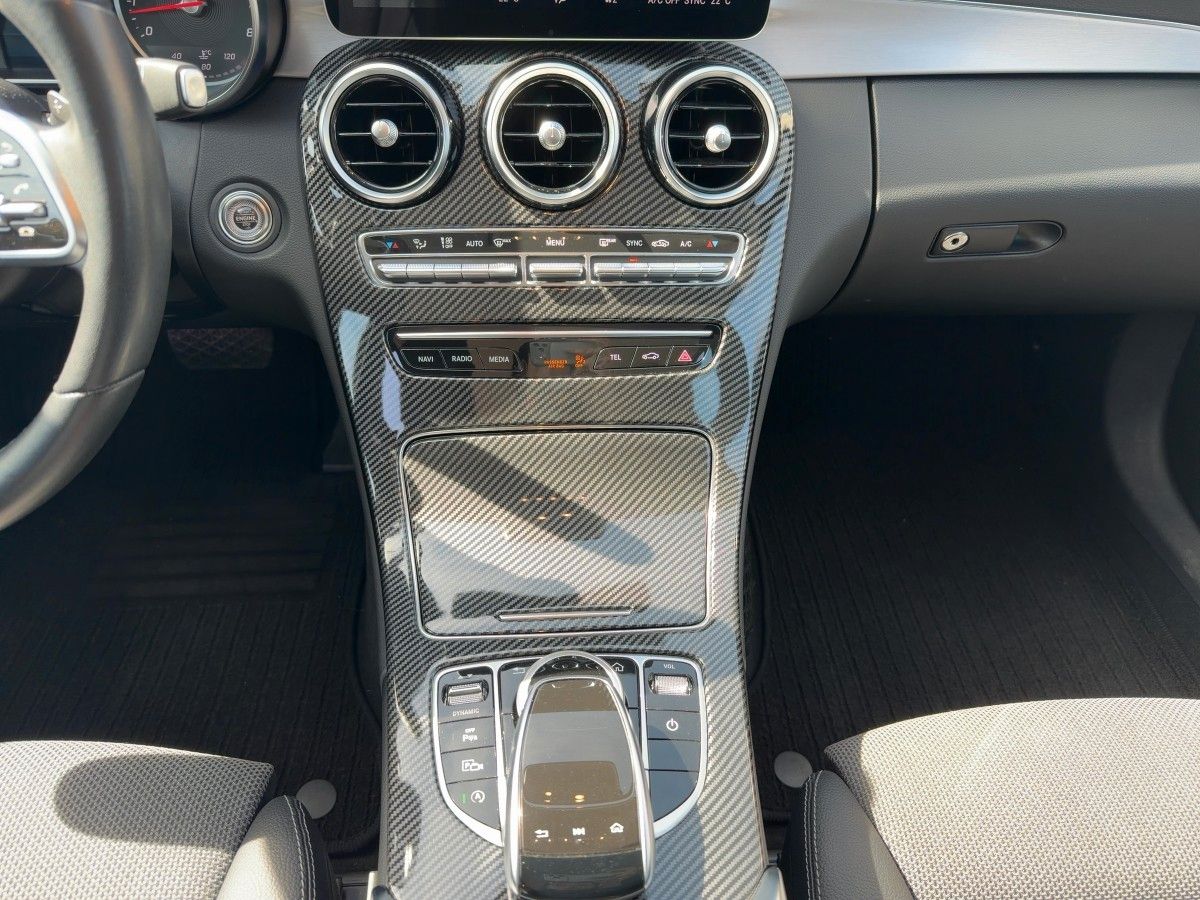 Fahrzeugabbildung Mercedes-Benz Limousine C 180 Avantgarde *RFK+PDC+SHZ+2Hd