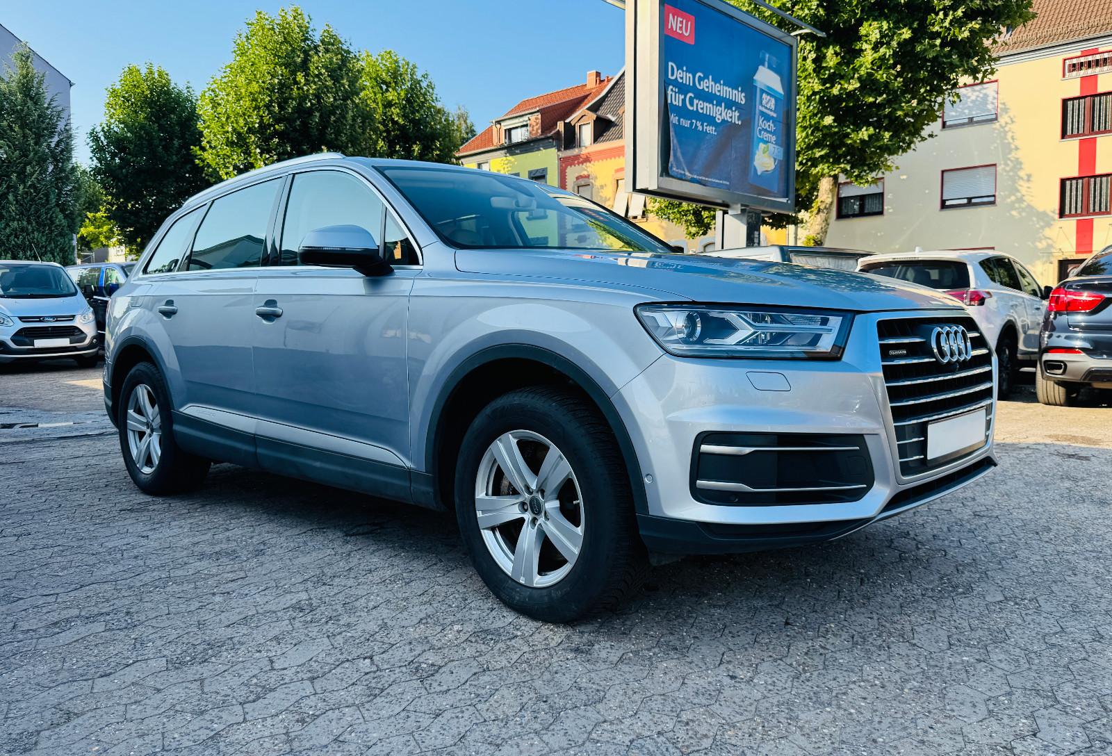 Audi Q7 3.0 TDI quattro 360° 7-Sitzer Xenon Navi AHK